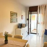 Functional With Balcony-beahost Daire *