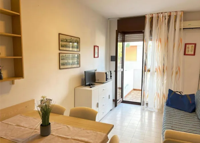 Functional With Balcony-beahost Appartement *