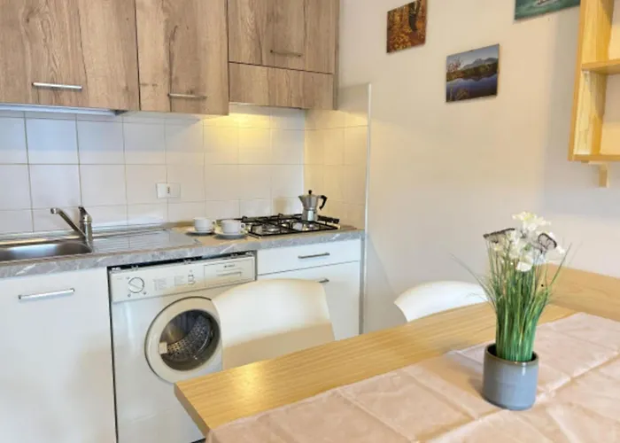 Appartement Functional With Balcony-beahost Lo Stallone